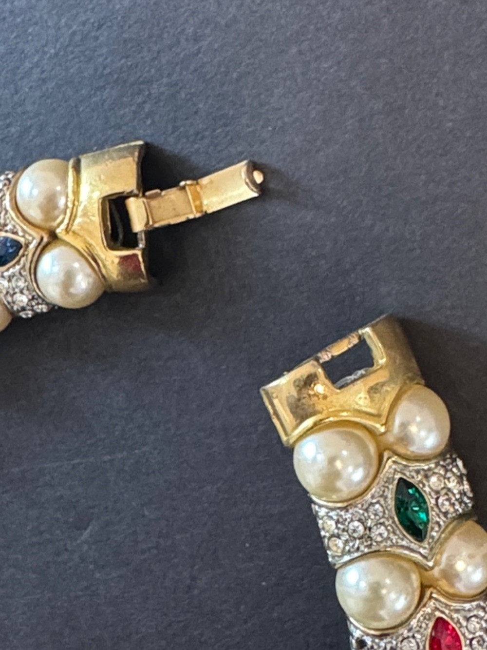 Vintage Landau Jeweled Gold Choker Style Necklace - Picture 9 of 17